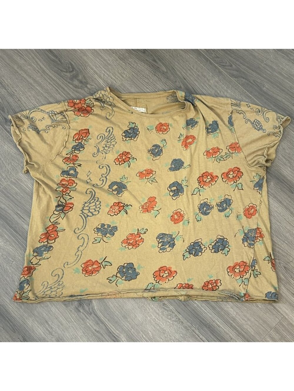 We The Free Shirt Womens L Beige Floral Oversized Boxy Tee Top Boho Jersey